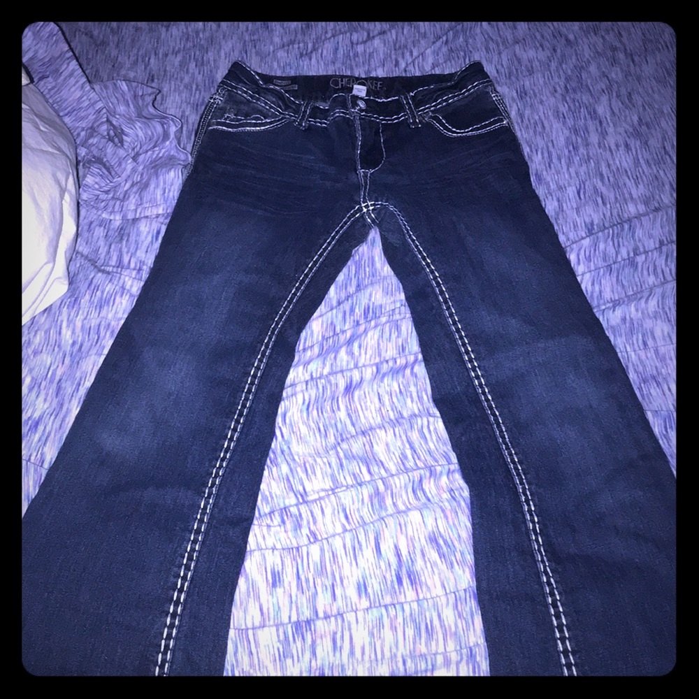 Boot cut jeans